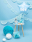 Mise en scène décorative du ballon aluminium étoile it s a boy pour baby shower bleu