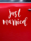 Mise en situation sur carrosserie de l autocollant pour voiture Just Married