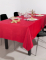 Mise en situation sur table dressée de la nappe en velours épais Noël