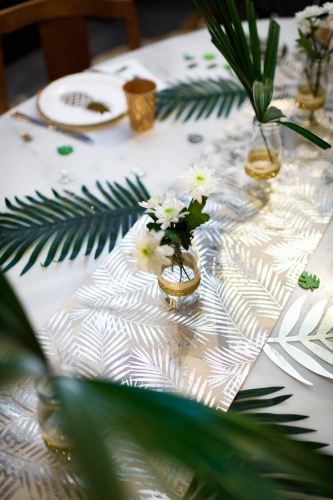 Chemin de table en lin palmier doré 28 cm x 5 m chic et naturel