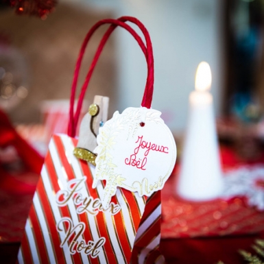 6 sacs en carton joyeux Noël rouge, blanc et doré 11 x 10 x 7 cm pour chocolats
