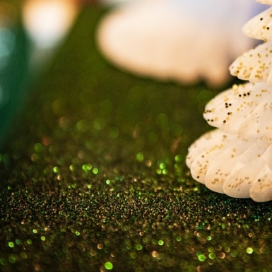Chemin de table étincelant paillettes vert sapin 28 cm x 3 m pour Noël