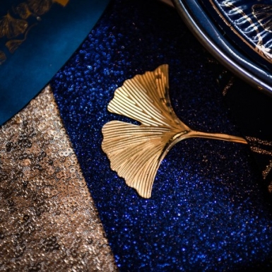 Chemin de table étincelant bleu marine à paillettes 28 cm x 3 m