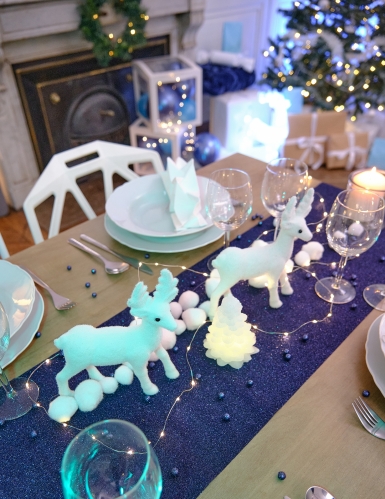 Chemin de table étincelant bleu marine à paillettes 28 cm x 3 m