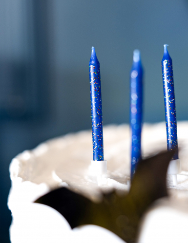 12 bougies d'anniversaire bleues pailletées 7,5 cm pour gâteau