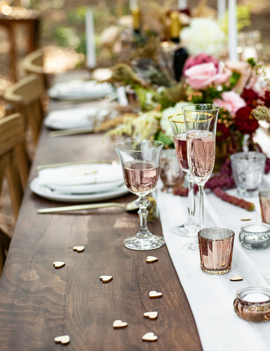 50 confettis en bois cœurs naturels 2 x 2 cm pour mariage