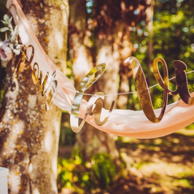 Guirlande en carton pour la vie rose gold 1,20 m décoration mariage