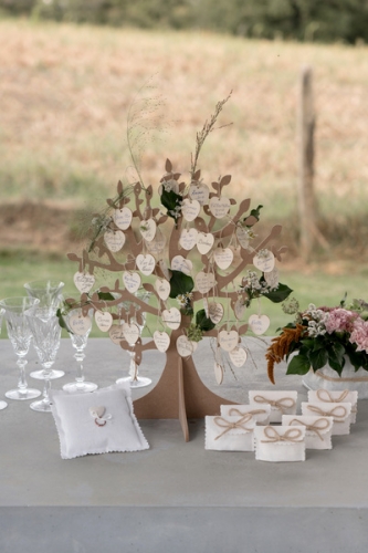 Arbre à vœux en bois avec 50 cœurs mariage 48 x 40 cm livre d'or