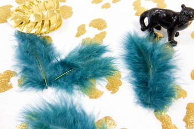 20 plumes de décoration turquoise 10 cm chic et légères