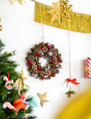 Couronne de noël baies des bois 35 cm traditionnelle