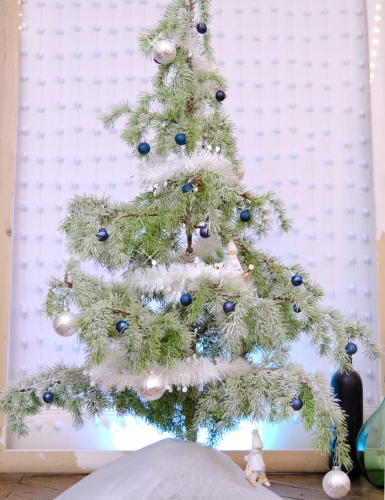 18 mini boules de noël bleu nuit 3 cm mates et brillantes