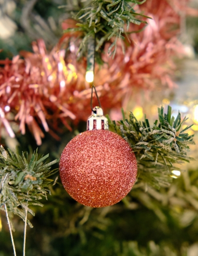 9 boules de noël rose gold 6 cm, finitions brillantes et pailletées