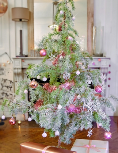 9 boules de noël rose gold 6 cm, finitions brillantes et pailletées