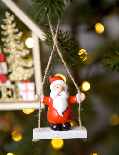 Suspension pour sapin Père-Noël sur sa balançoire 7 x 5 x 3 cm décoration originale