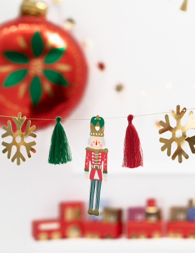 Guirlande en papier casse noisette et ballerine de noël 2 m et pompons