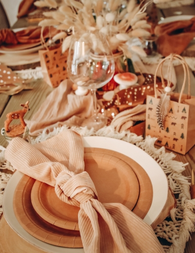 Chemin de table velours côtelé beige 28 cm x 3 m pour mariage