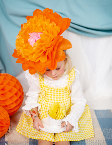 3 grandes fleurs géantes en papier rose, jaune et orange 35 cm à suspendre