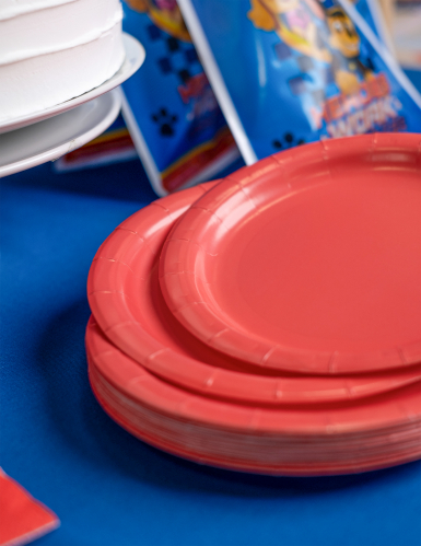20 petites assiettes rondes en carton rouge corail 17.1 cm pour dessert