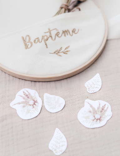 100 confettis de table baptême pampas et fleurs de coton dorés
