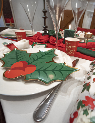 8 assiettes en carton houx de noël 23 cm forme feuille