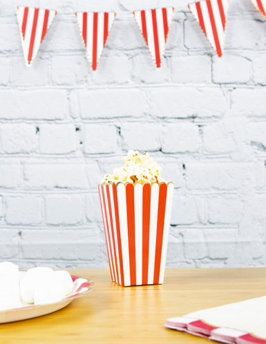 8 boîtes à popcorn rouges et blanches rayures et liseré doré