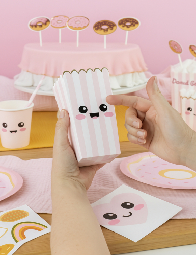 8 boîtes à pop corn rose pastel et blanche 12,5 x 7 cm en carton rayé doré