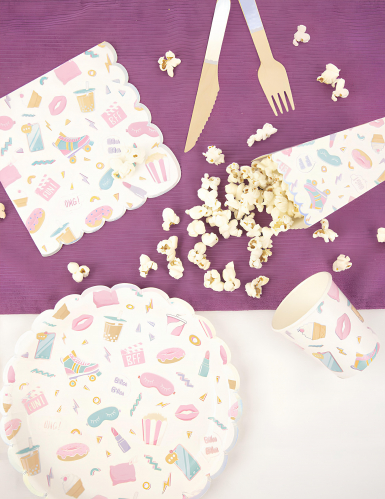 16 serviettes en papier festonnées pyjama party 33 x 33 cm irisées