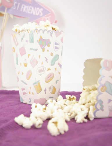 8 boîtes à pop corn pyjama party et irisé aux motifs girly