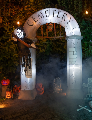 Décoration Gonflable Entrée de Cimetière 240 cm