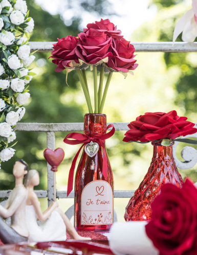 Bouteille verre rouge coeur je t'aime 16cm