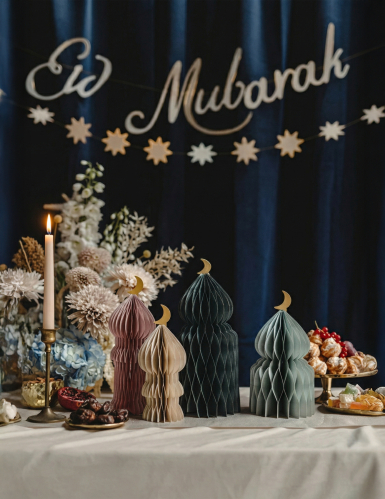 4 Décorations orientales alvéolées en papier Eid Mubarak 33,5 cm