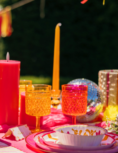 Verre à pied plastique rose framboise 270 ml
