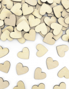 50 confettis en bois cœurs naturels 2 x 2 cm pour mariage